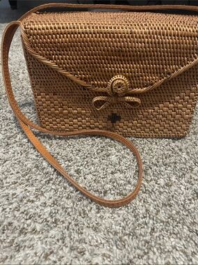 Woven Straw Bag in Tan with Knot Closure